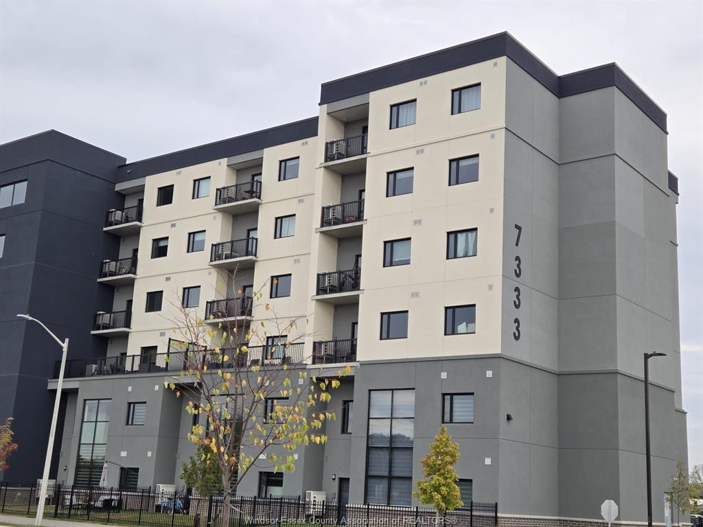 4300-laurier-parkway-lasalle-ontario-26012832