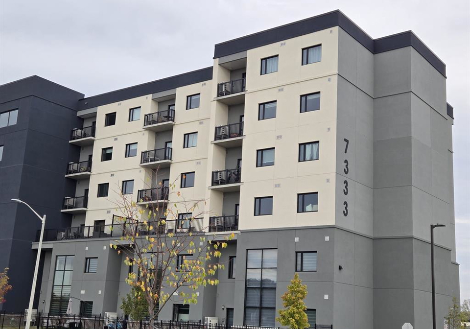 4300-laurier-parkway-lasalle-ontario-26012832