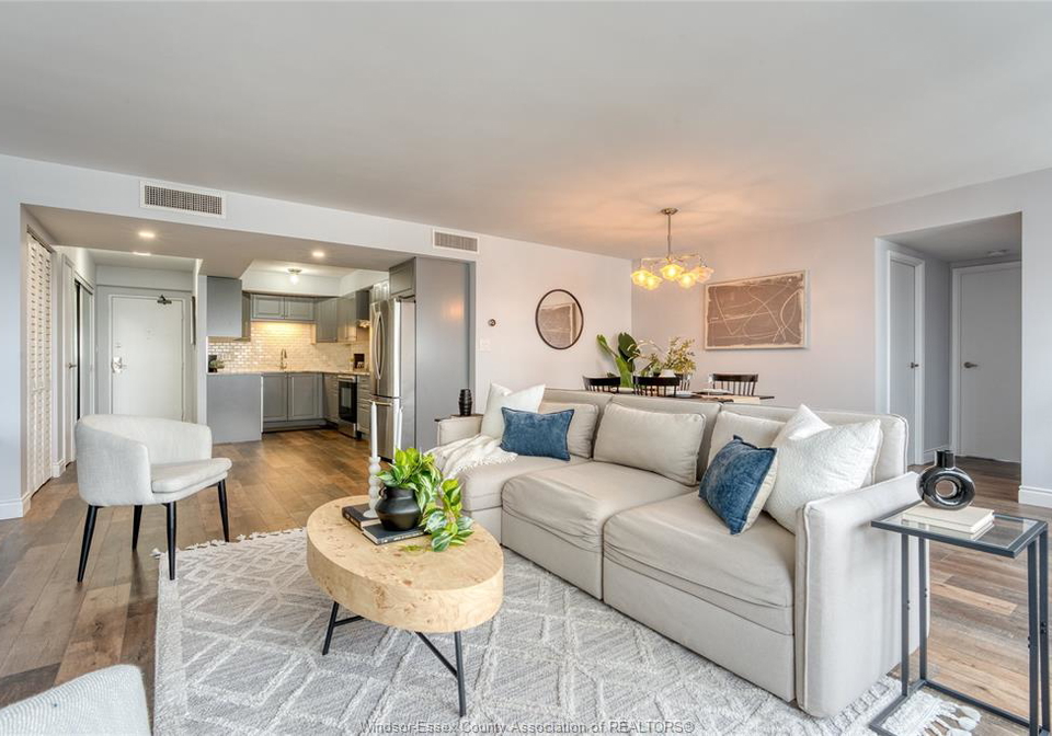 380-pelissier-street-windsor-ontario-26012872