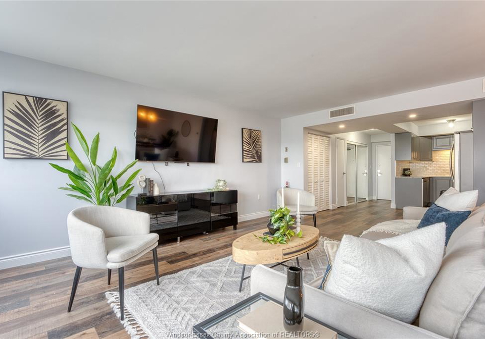 380-pelissier-street-windsor-ontario-26012872