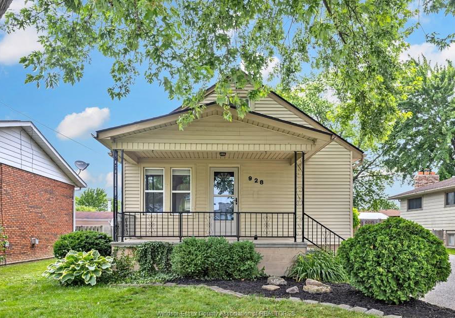 928-lacasse-boulevard-tecumseh-ontario-26012890