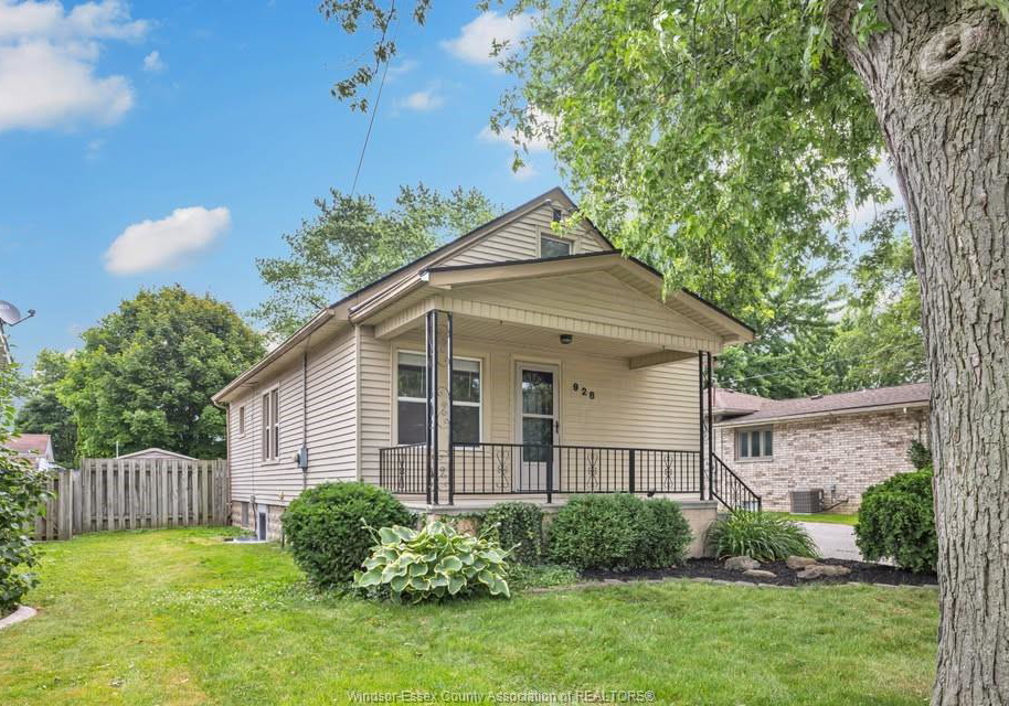 928-lacasse-boulevard-tecumseh-ontario-26012890