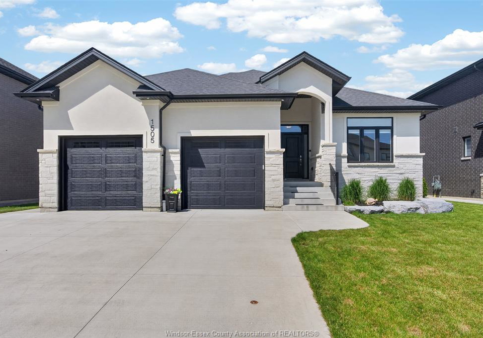 1505-clearwater-windsor-ontario-26012900