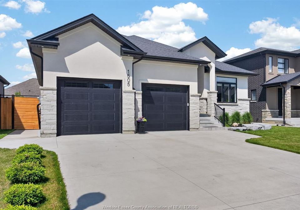 1505-clearwater-windsor-ontario-26012900