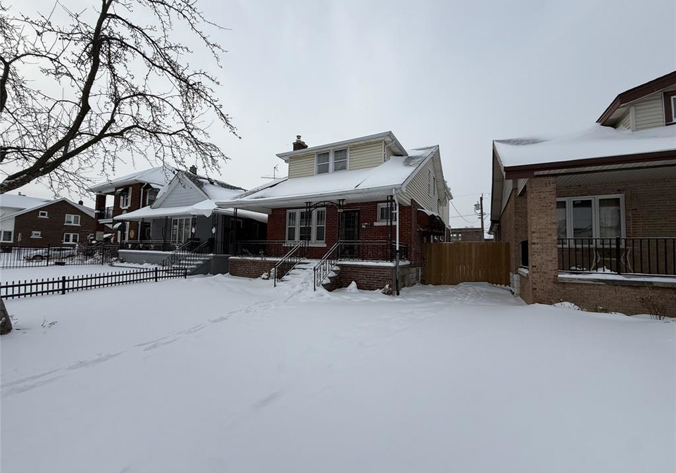 1385-parent-avenue-windsor-ontario-26012910