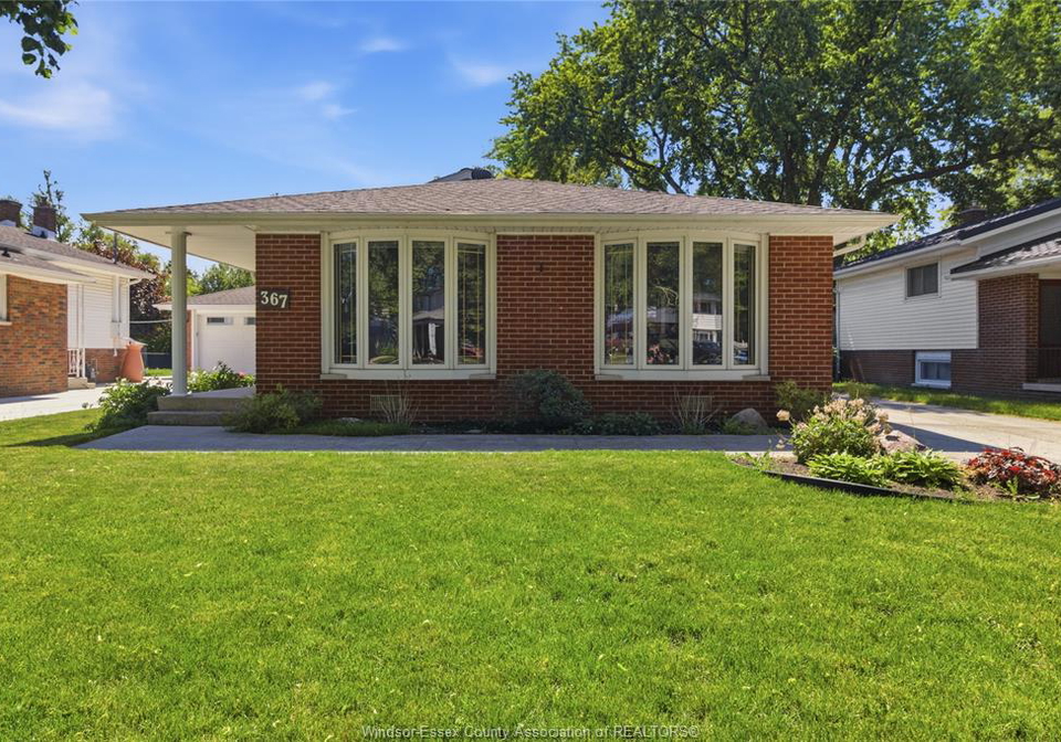 367-genevieve-windsor-ontario-26012911