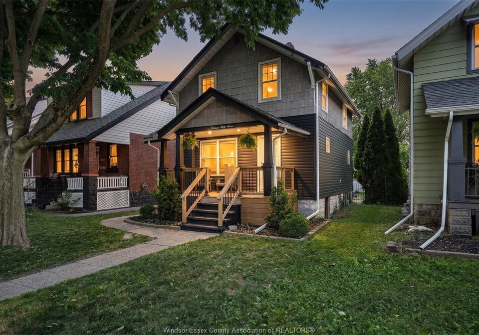 1353-moy-ave-windsor-ontario-26012920
