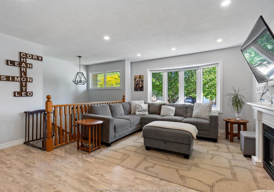 263-pearson-harrow-ontario-26012932