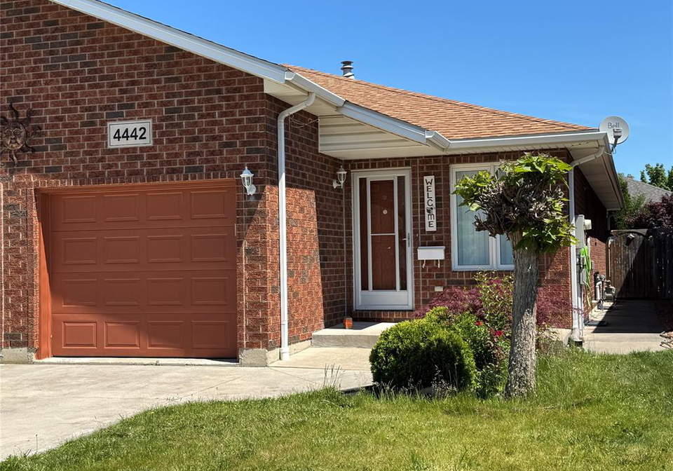 4442-tumbleweed-windsor-ontario-26012968