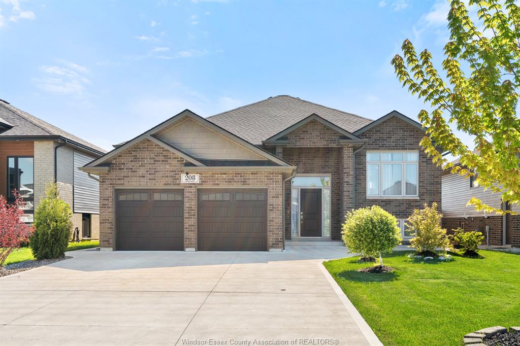 208-clarke-amherstburg-ontario-26012989