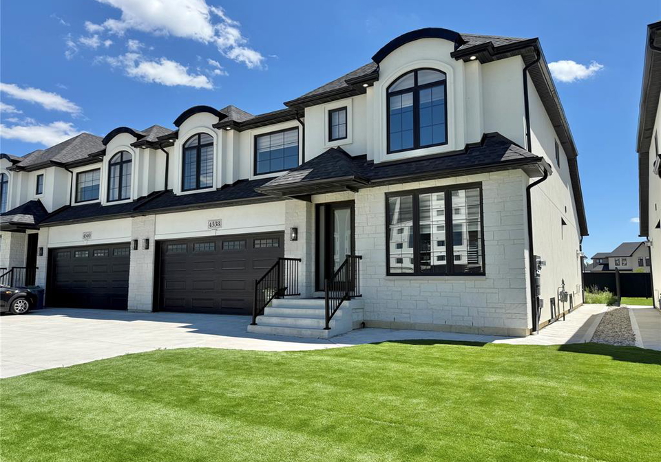 4538-valerio-crescent-lasalle-ontario-26012990