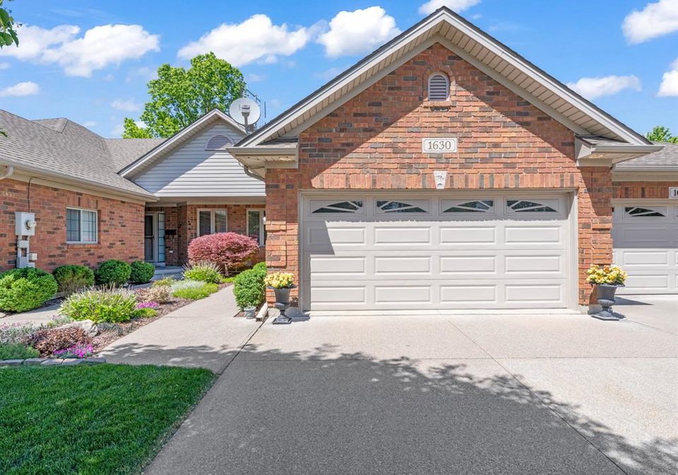 1630-naples-crescent-lasalle-ontario-26012997