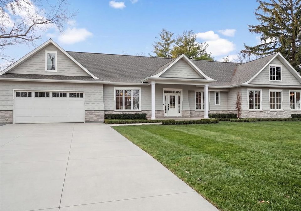 533-pearl-street-lakeshore-ontario-26013002