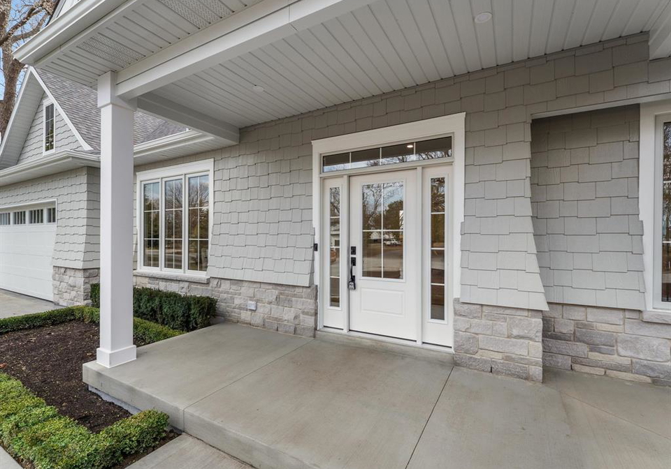 533-pearl-street-lakeshore-ontario-26013002