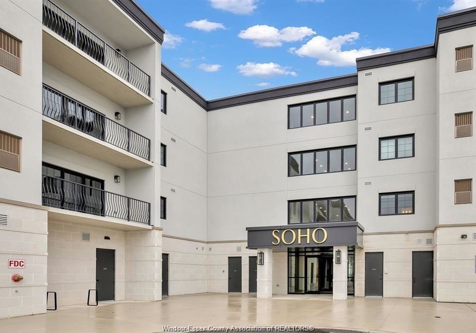 3817-howard-street-windsor-ontario-26013017