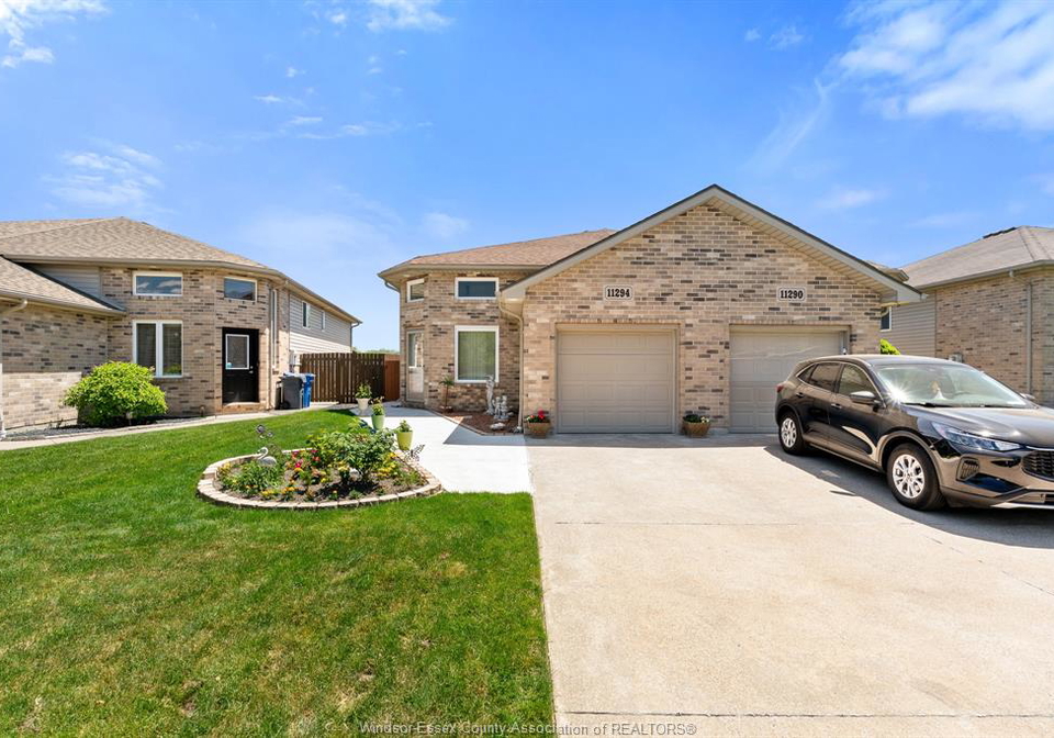 11294-timber-bay-crescent-windsor-ontario-26013021