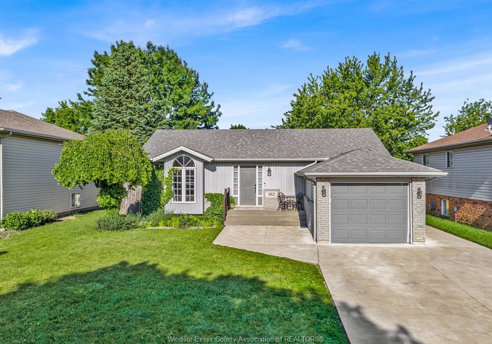 382-thorn-ridge-amherstburg-ontario-26013050