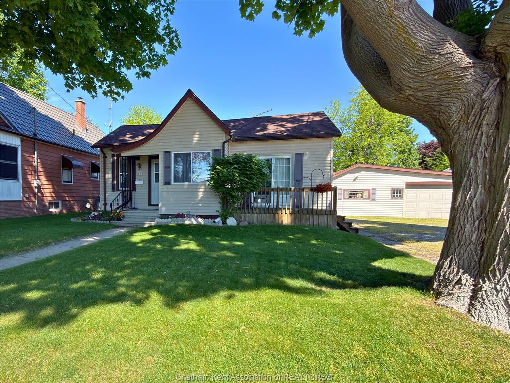 141-poplar-street-chatham-ontario-26013051