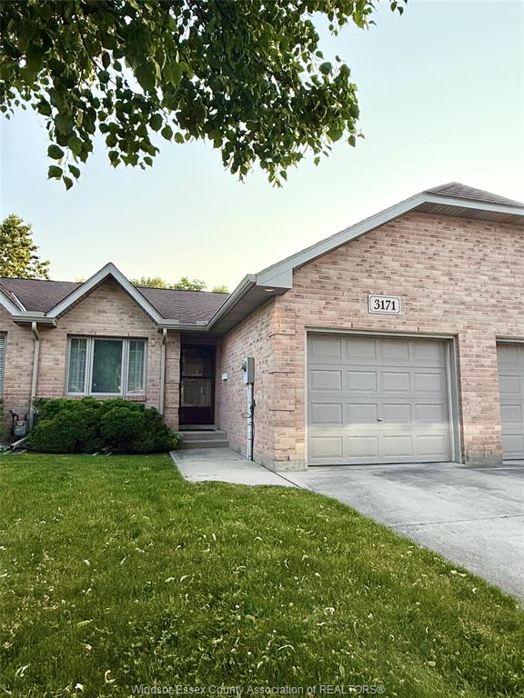 3171-northway-avenue-windsor-ontario-26013055