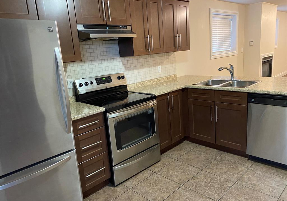 1698-northway-avenue-windsor-ontario-26013076
