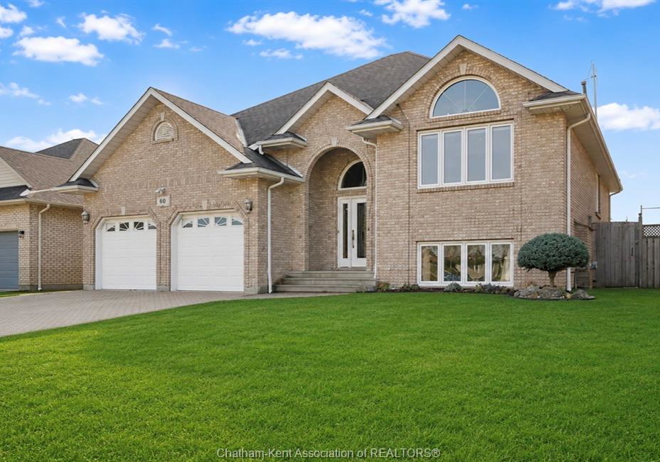 60-parkview-court-chatham-ontario-26013077