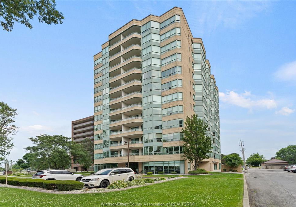 3601-riverside-drive-east-windsor-ontario-26013100