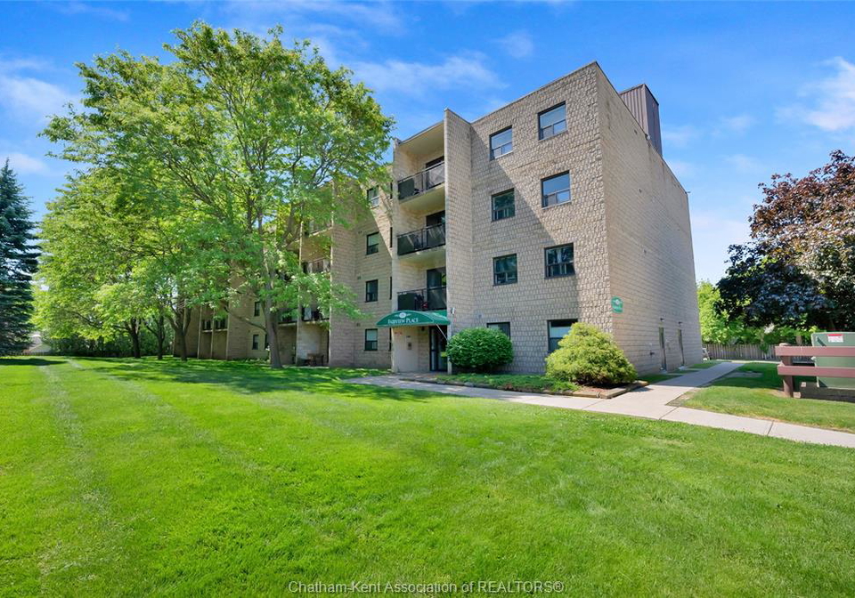130-park-avenue-east-chatham-ontario-26013105