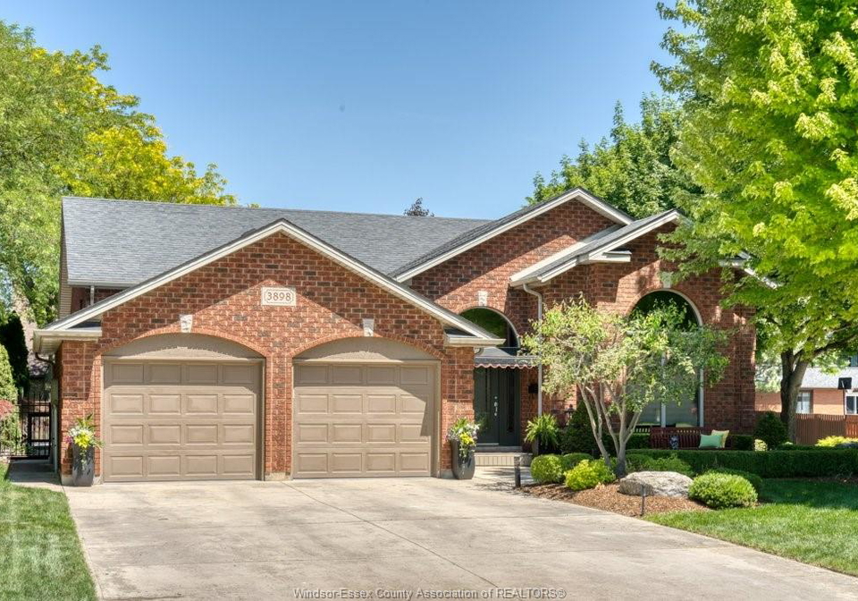 3898-northway-avenue-windsor-ontario-26013107