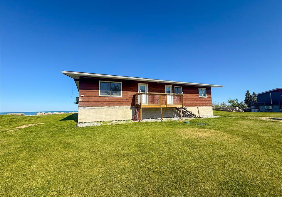 91-marentette-beach-road-leamington-ontario-26013111