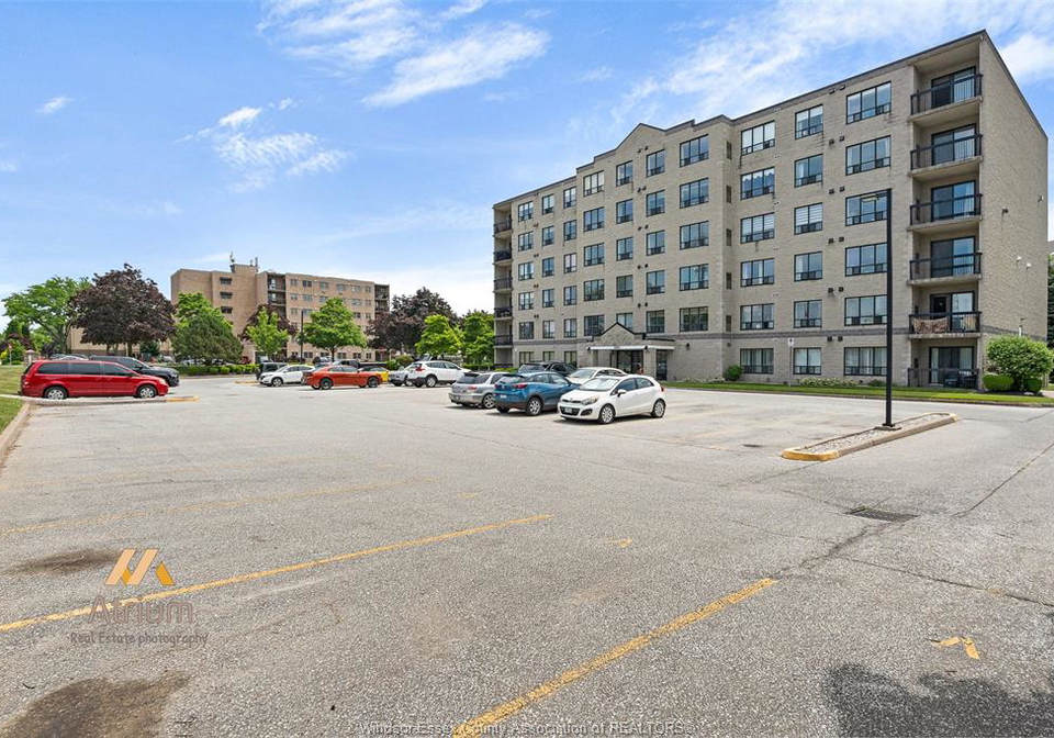 1885-normandy-lasalle-ontario-26013112