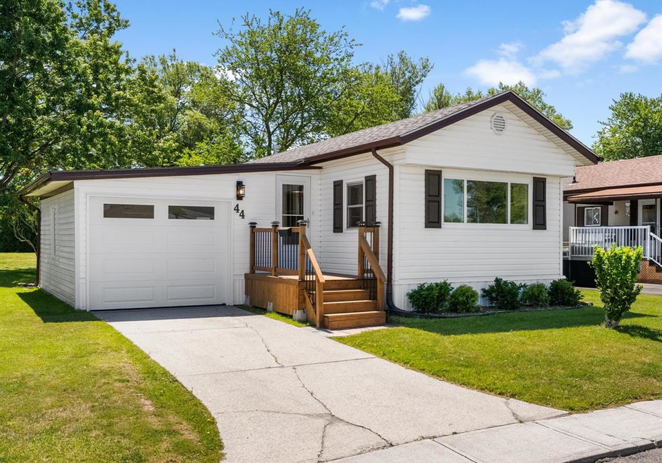 44-miriam-court-essex-ontario-26013113