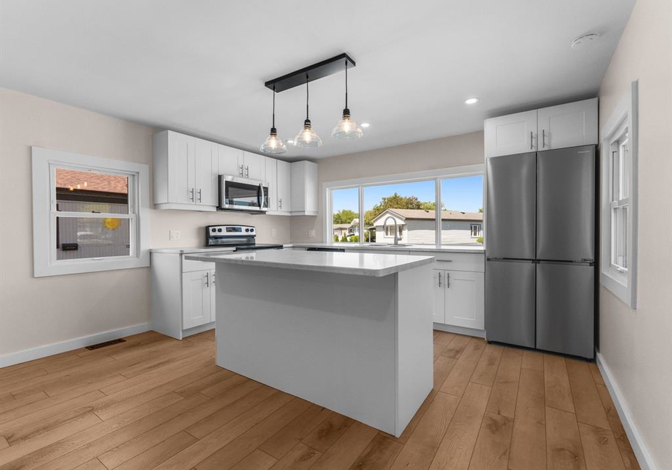44-miriam-court-essex-ontario-26013113