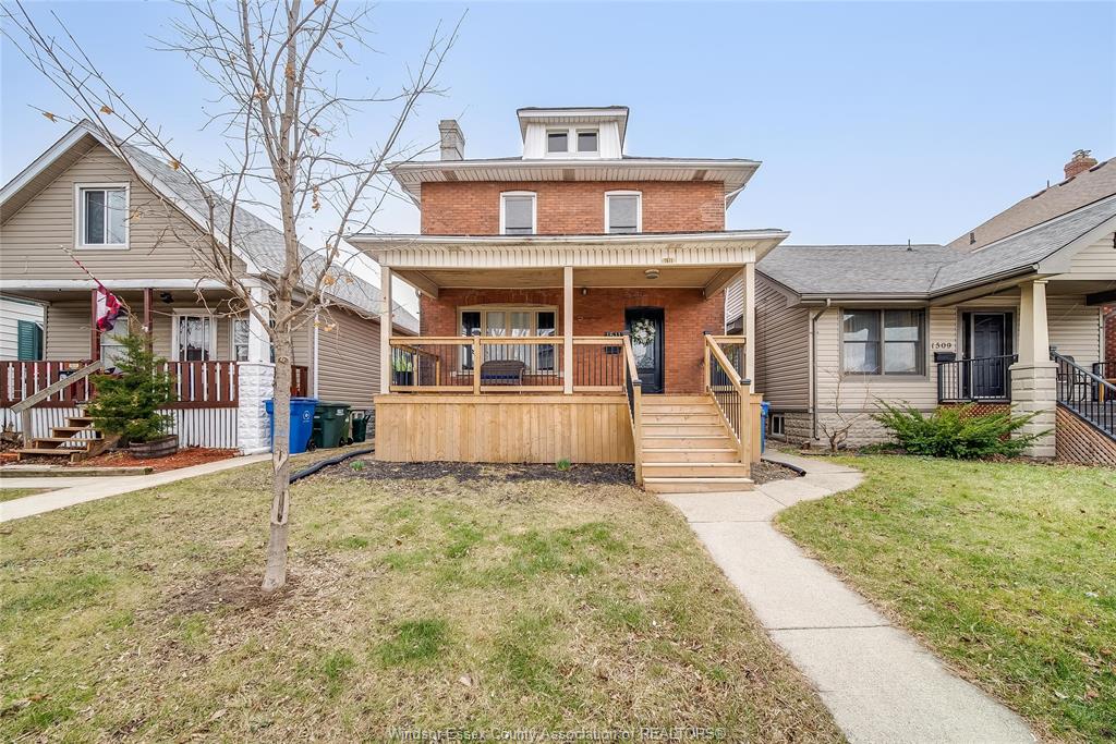 1511-hall-windsor-ontario-26013116