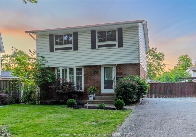 3536-wolfe-court-windsor-ontario-26013117