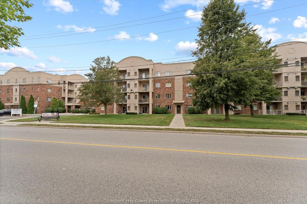 5995-ellis-street-lasalle-ontario-26013145
