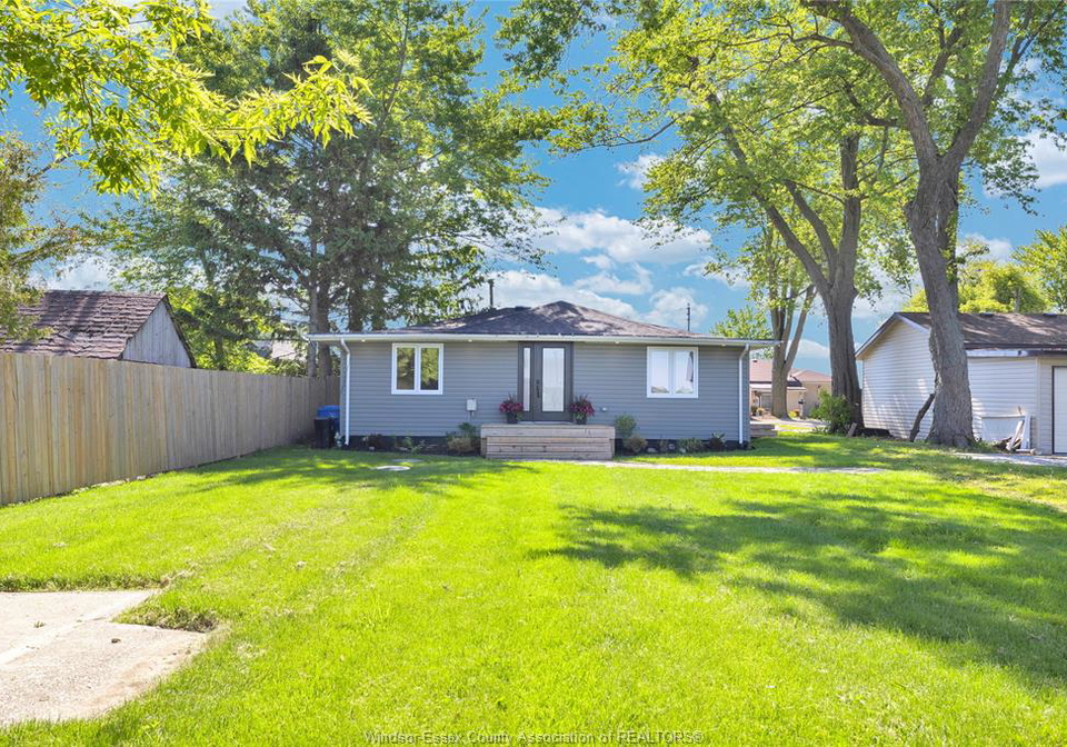 330-milo-leamington-ontario-26013149