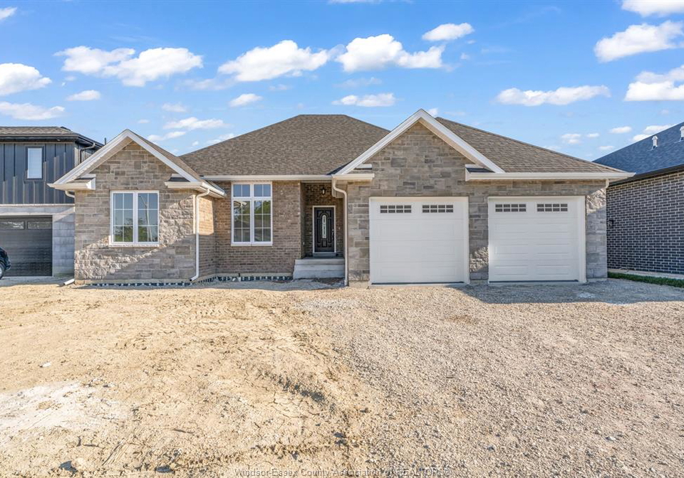 12175-ducharme-lane-mcgregor-ontario-26013177