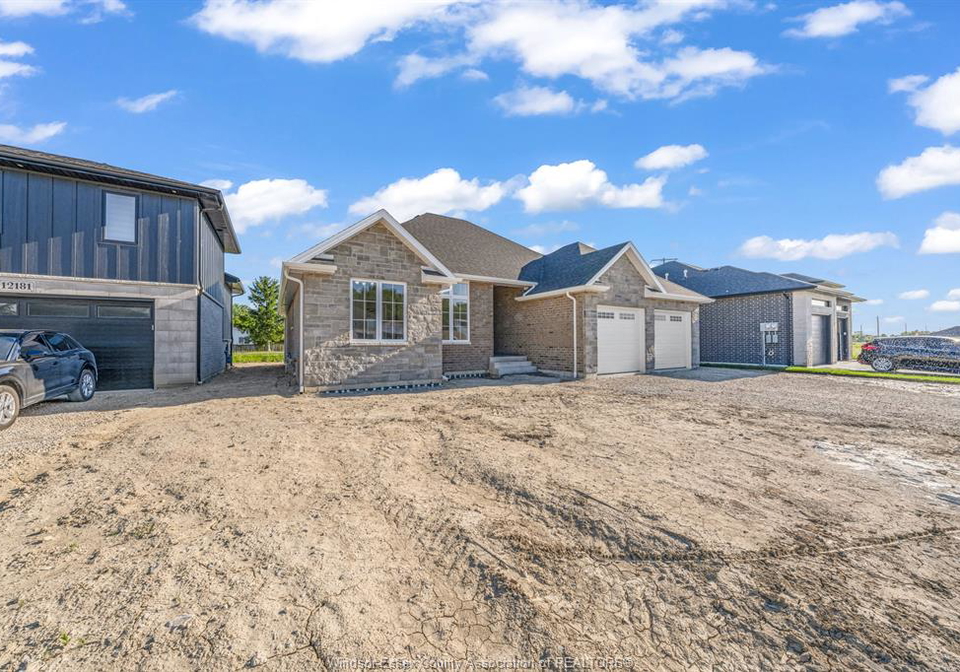 12175-ducharme-lane-mcgregor-ontario-26013177