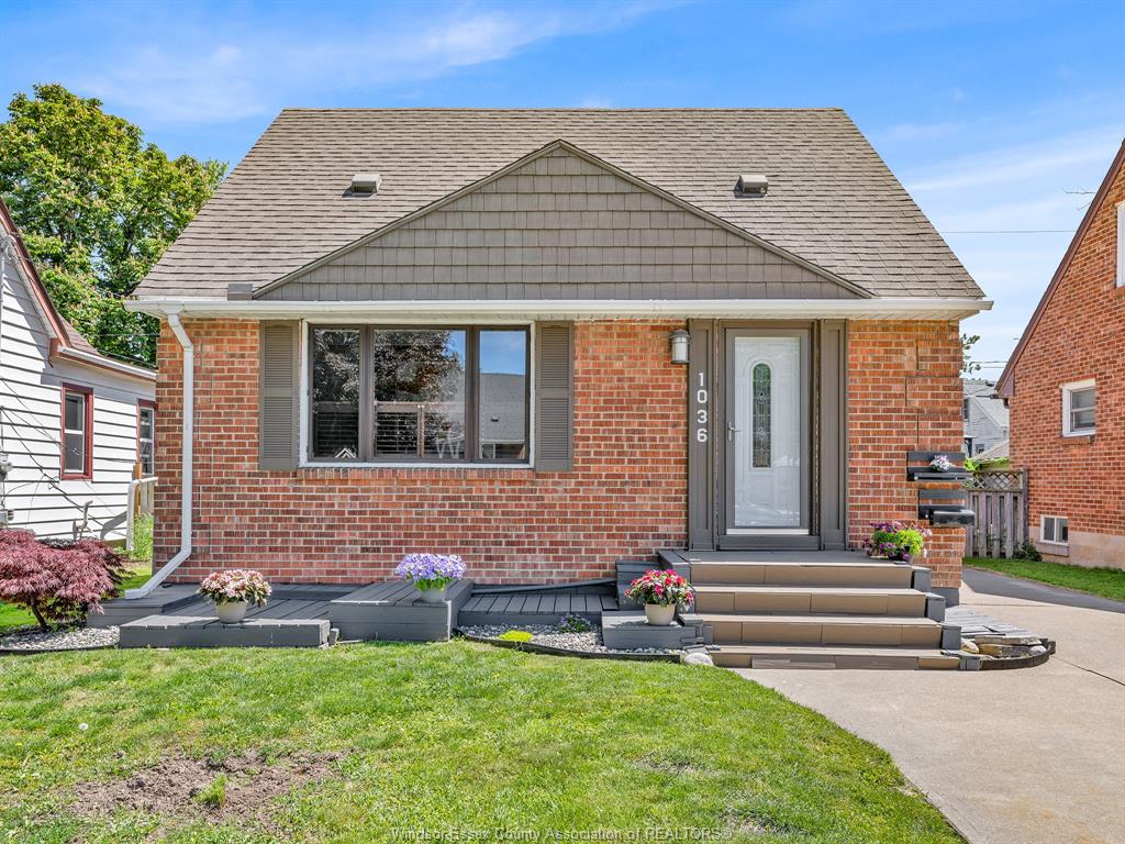 1036-villaire-windsor-ontario-26013182