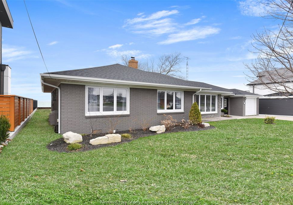 208-robson-road-leamington-ontario-26013197