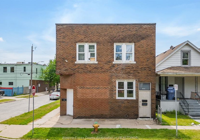 1095-henry-ford-centre-drive-windsor-ontario-26013201