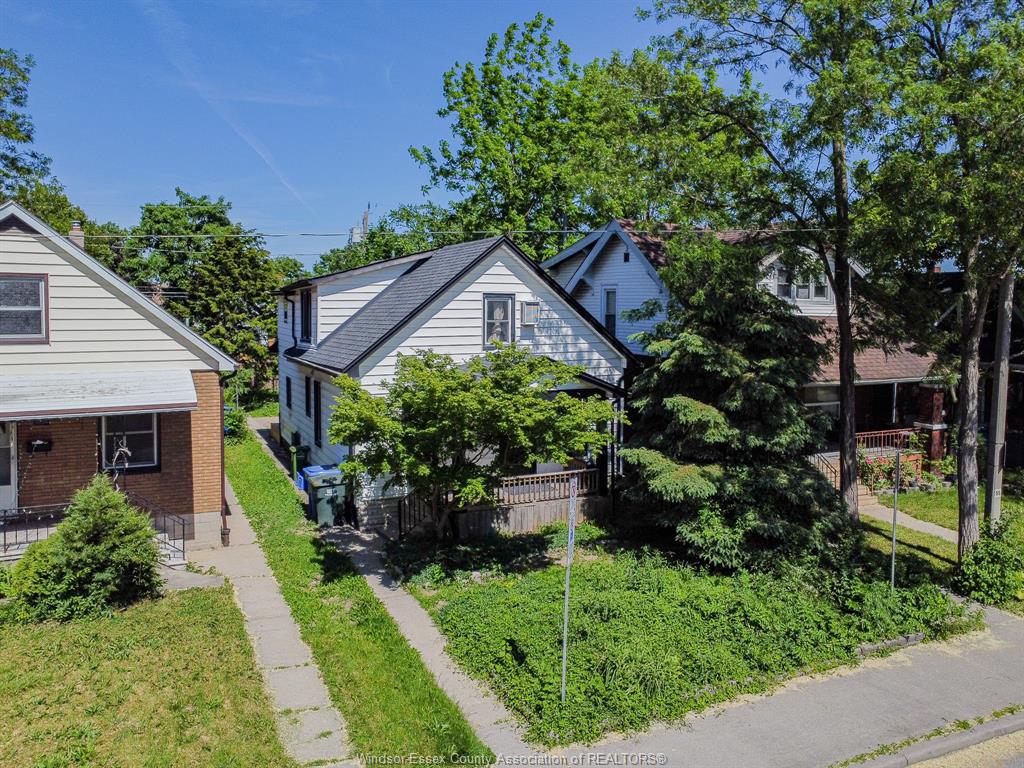 1630-marentette-windsor-ontario-26013216