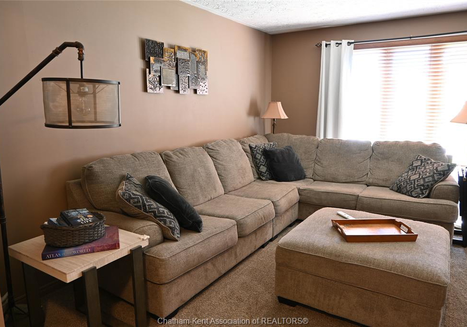 5-bernard-avenue-east-ridgetown-ontario-26013218