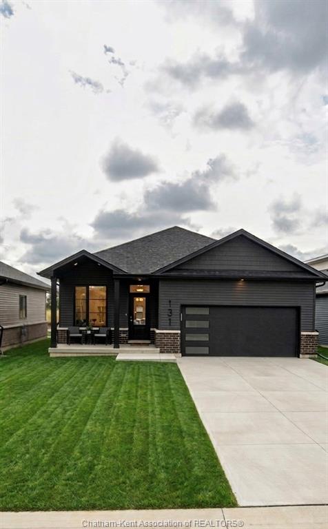 131-grassland-grove-chatham-ontario-26013226