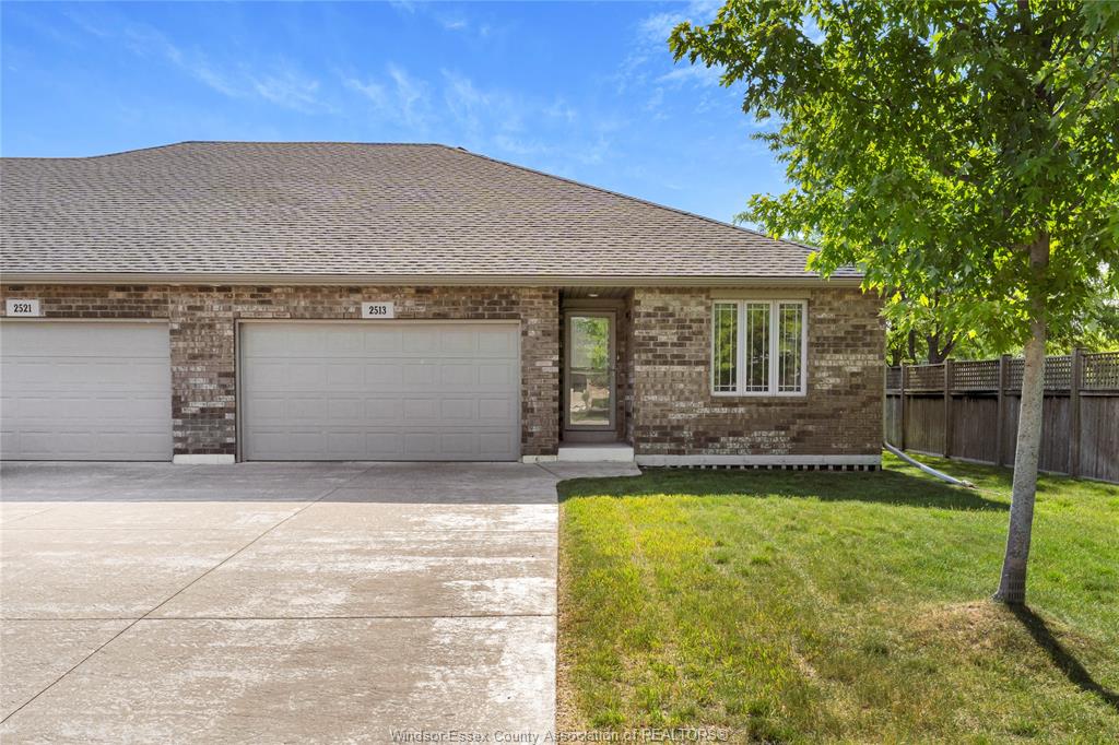 2513-indigo-avenue-windsor-ontario-26013228