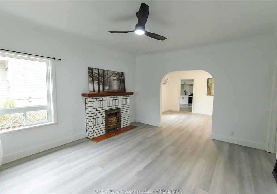 36-barthe-chatham-ontario-26013230