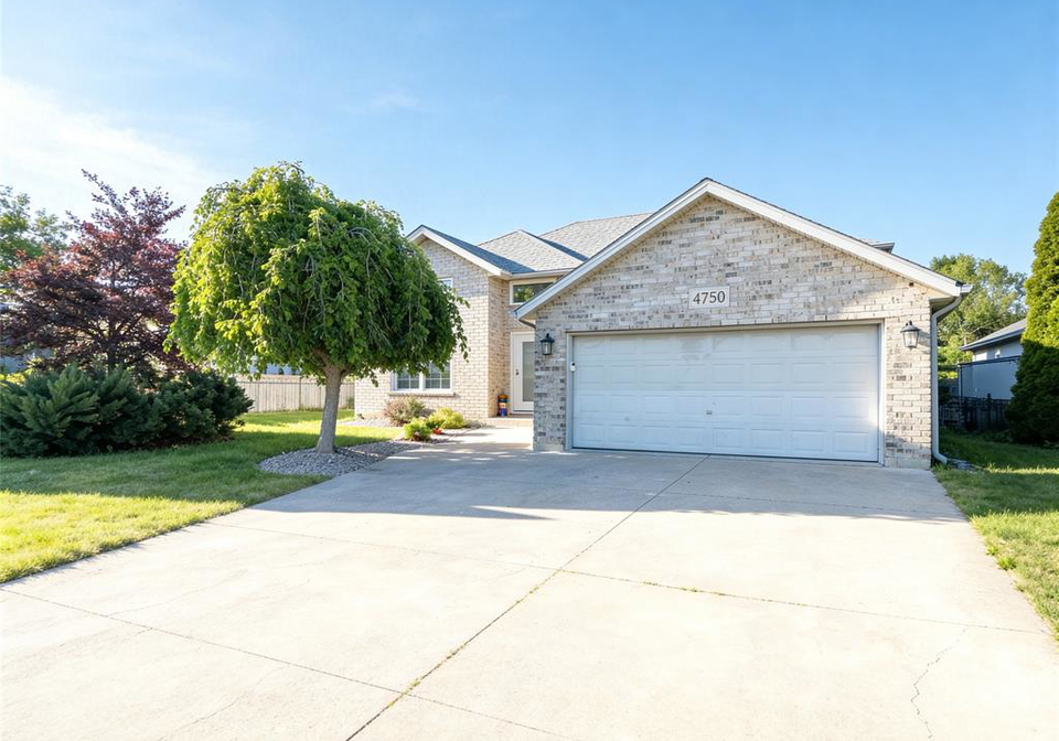 4750-kominar-court-windsor-ontario-26013241