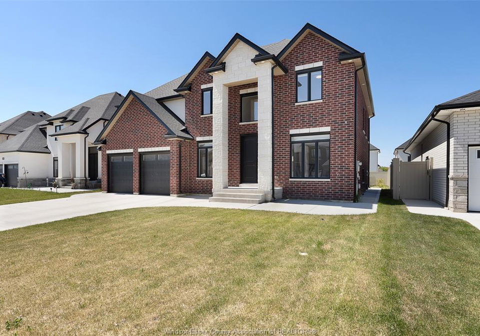 594-orchards-crescent-windsor-ontario-26013243