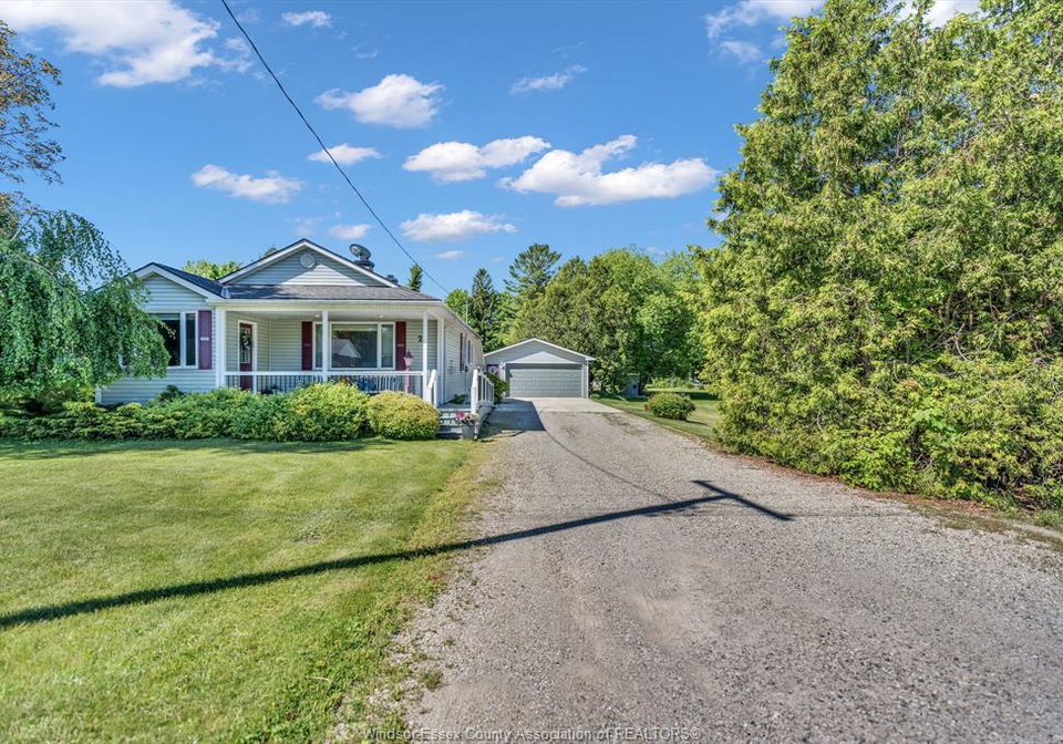 23-main-street-south-bayfield-ontario-26013246