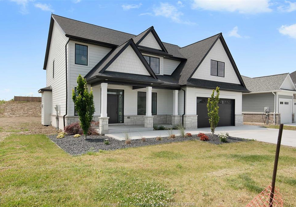 300-blake-avenue-belle-river-ontario-26013263